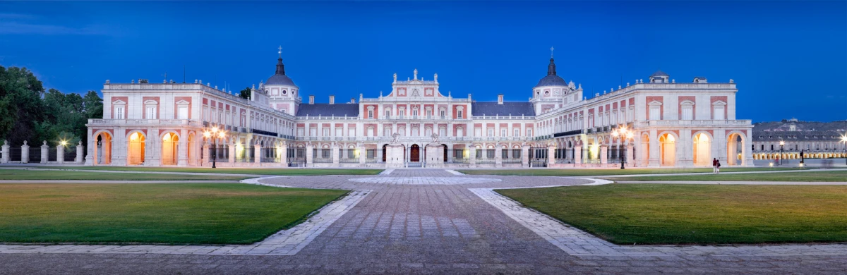 Madrid, alrededores con Puy du Fou España