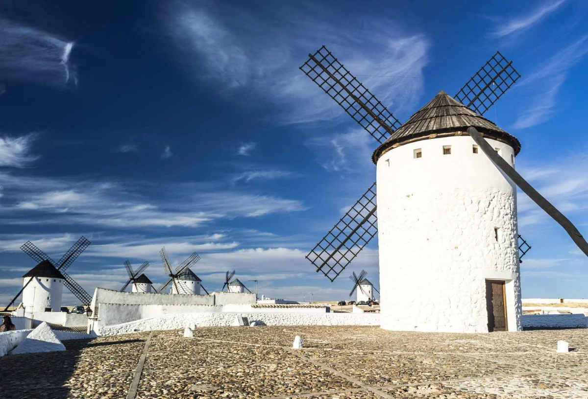 Toledo, el Quijote y Puy du Fou