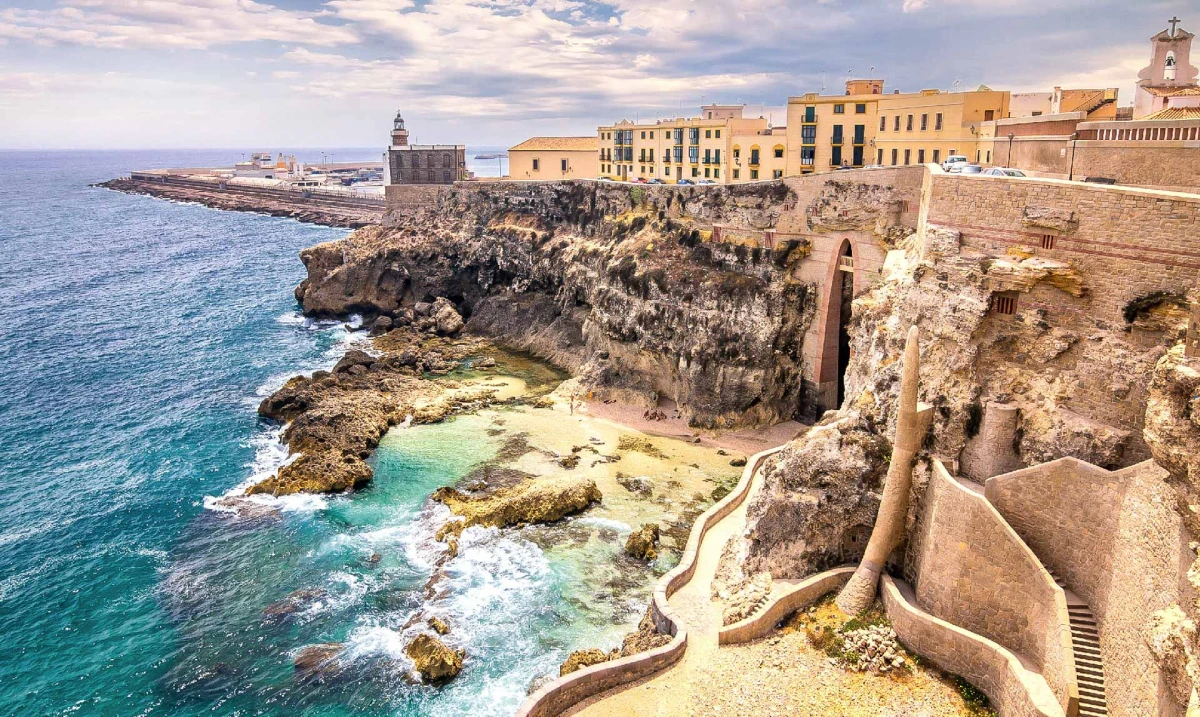 Escapada a Melilla en barco desde Málaga